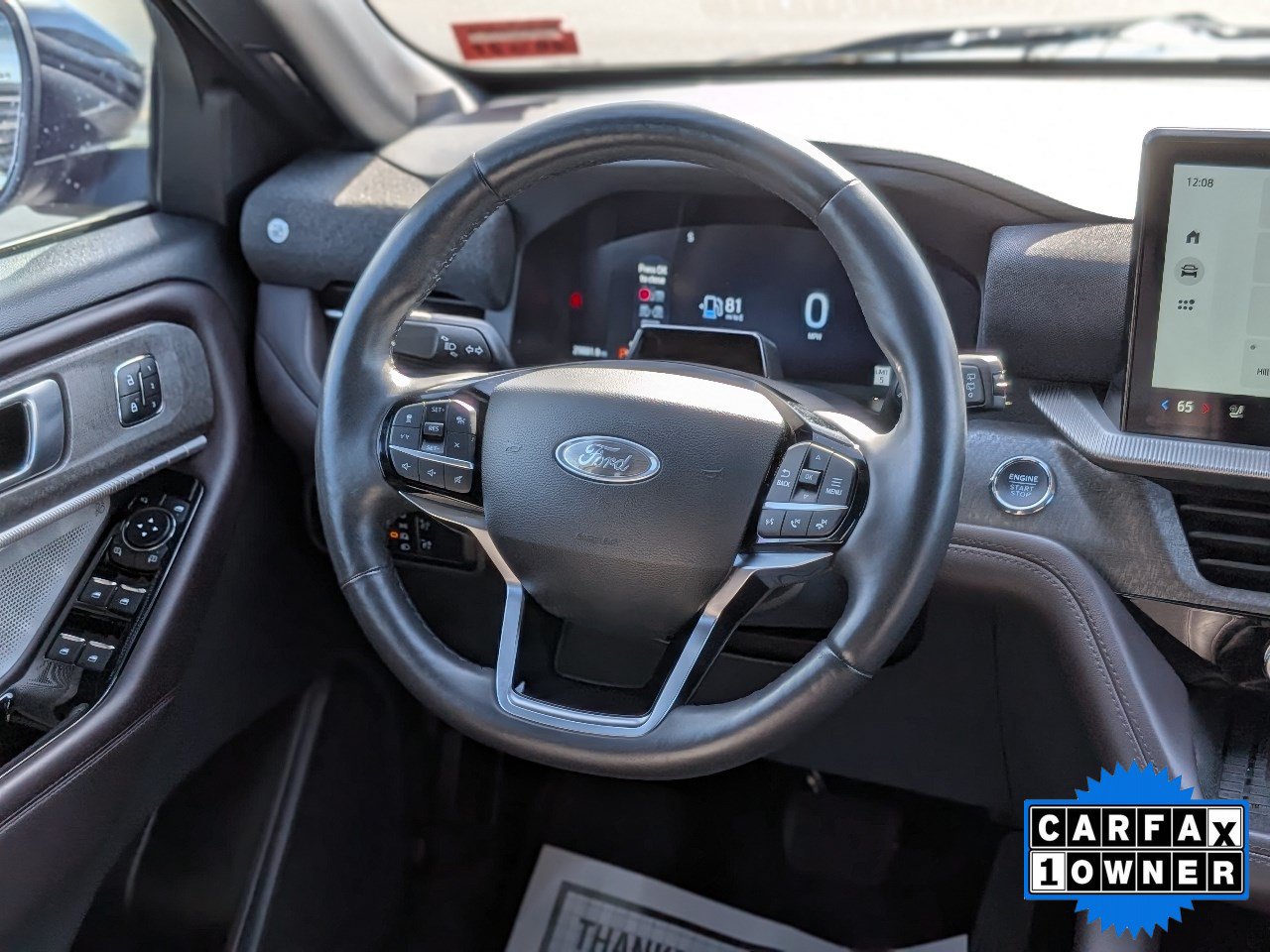 Certified 2025 Ford Explorer Platinum w/ Ultimate Package AWD/4WD image 20