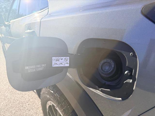 Used 2025 Nissan Pathfinder Rock Creek image 14