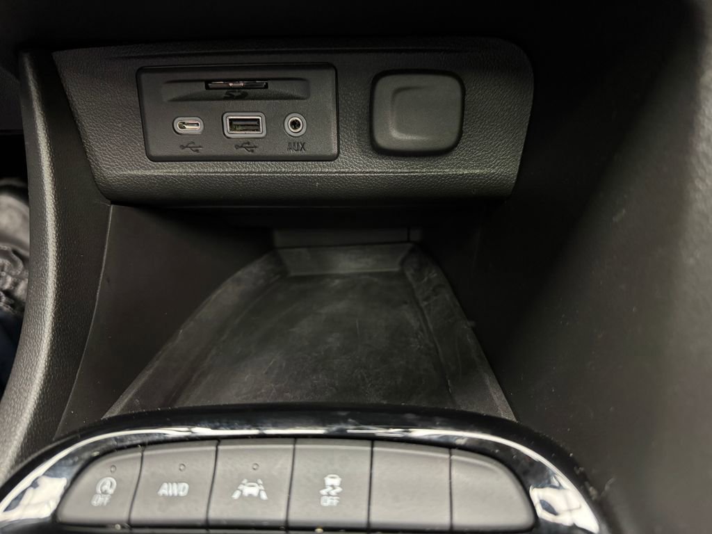 Used 2020 Buick Encore GX Select w/ Experience Buick Package image 21
