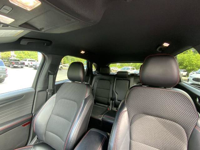 Certified 2025 Ford Escape ST-Line Select AWD/4WD image 29