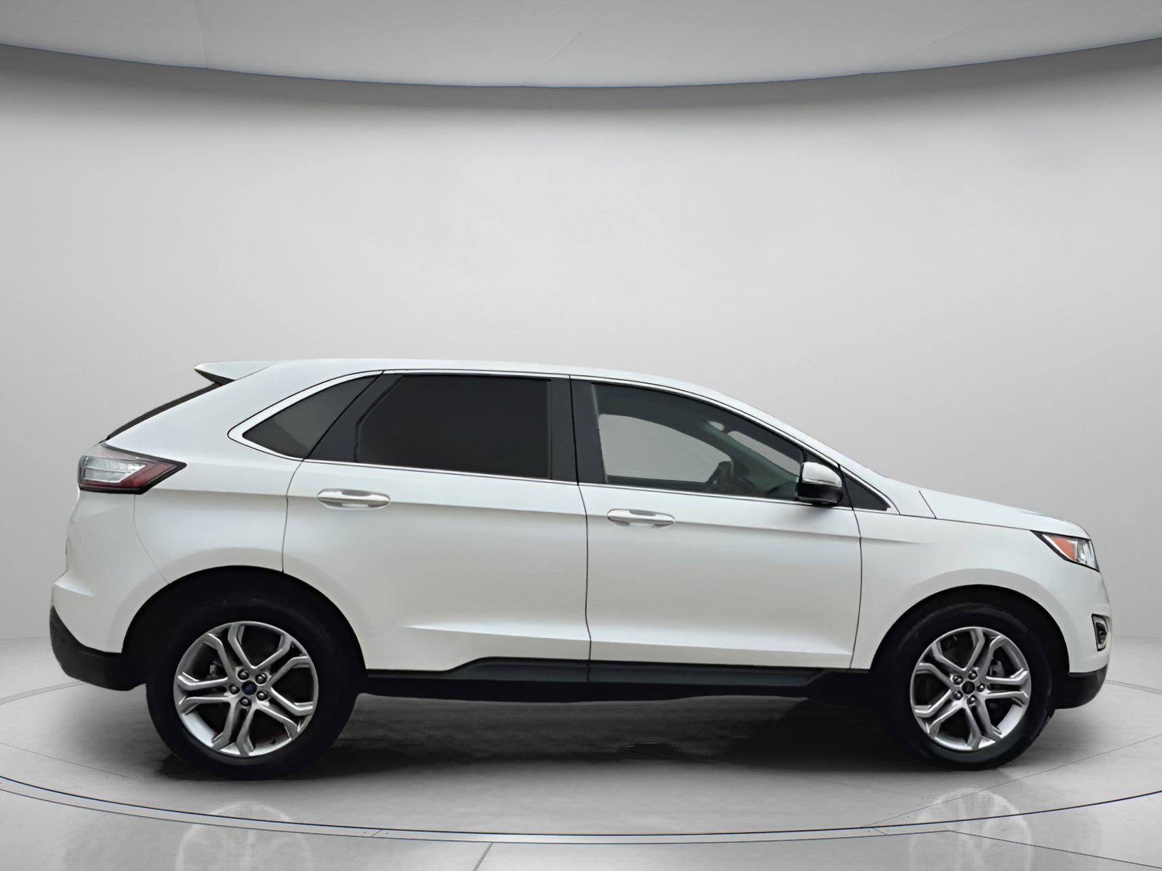 Certified 2018 Ford Edge Titanium w/ Ford Safe & Smart Package image 24