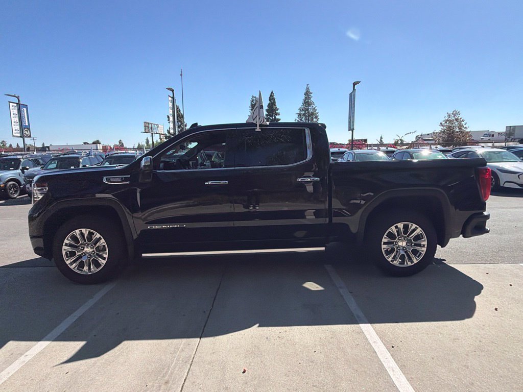 Used 2026 GMC Sierra 1500 Denali w/ Technology Package AWD/4WD image 7