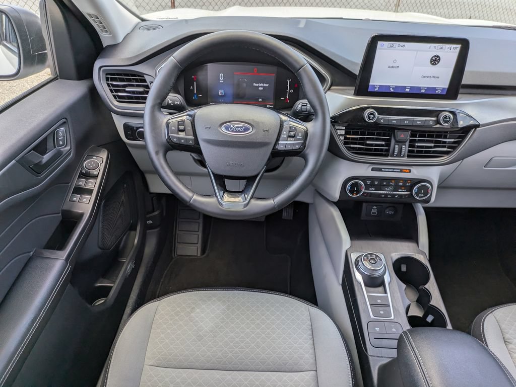 Certified 2025 Ford Escape Active w/ Cold Weather Package FWD image 16