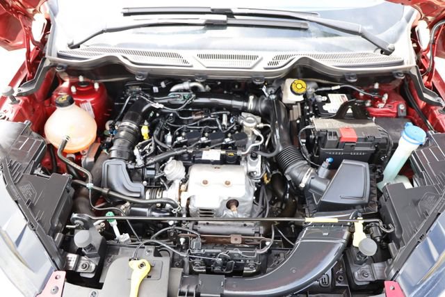 Certified 2021 Ford EcoSport SE FWD image 26