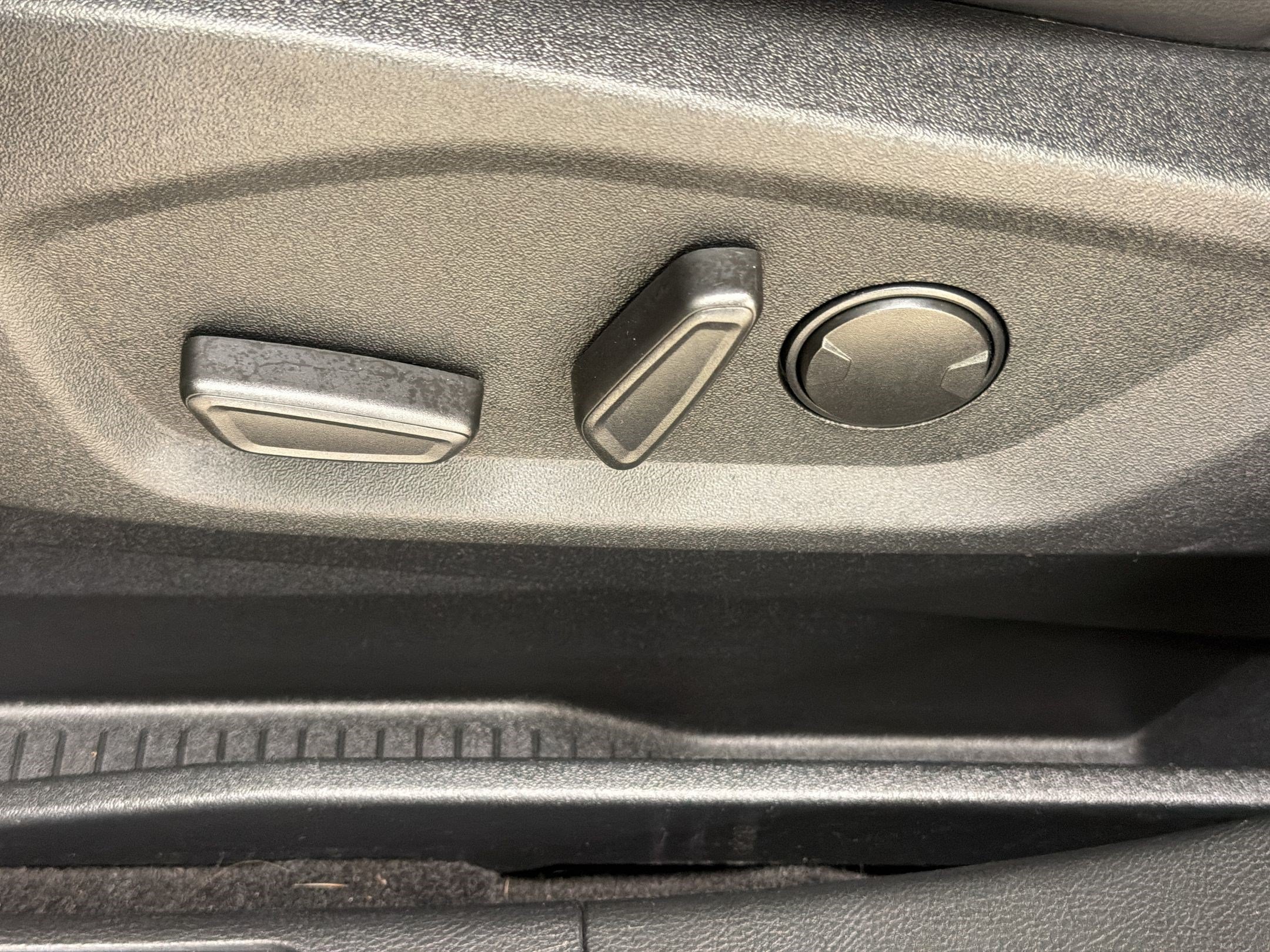 Certified 2024 Ford Edge SEL AWD/4WD image 15