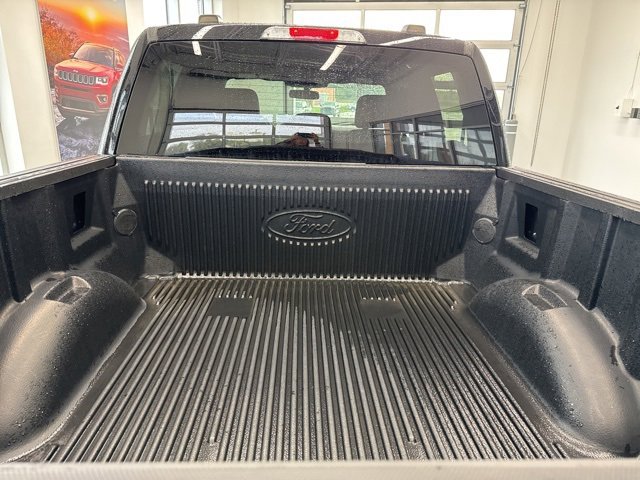 Certified 2022 Ford F150 XLT w/ Equipment Group 302A High image 9