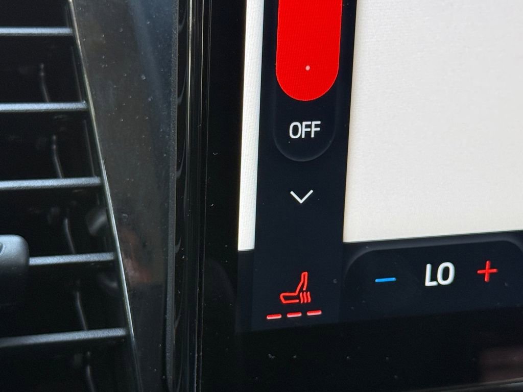 Certified 2023 Ford Transit 350 XLT RWD image 24