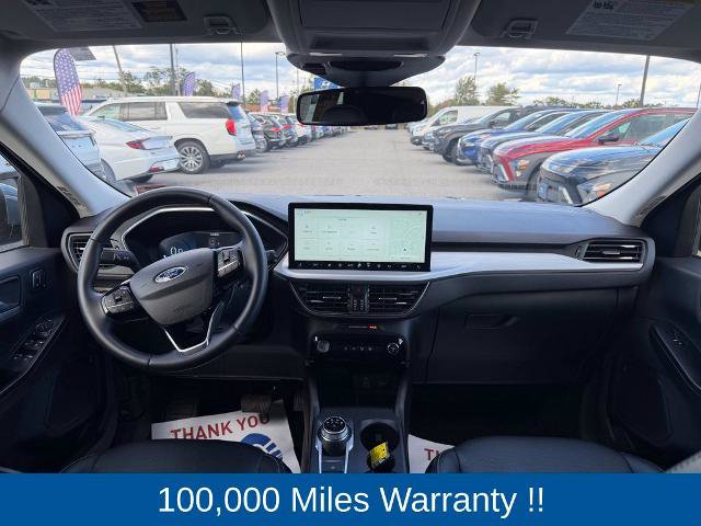 Certified 2025 Ford Escape Platinum AWD/4WD image 5
