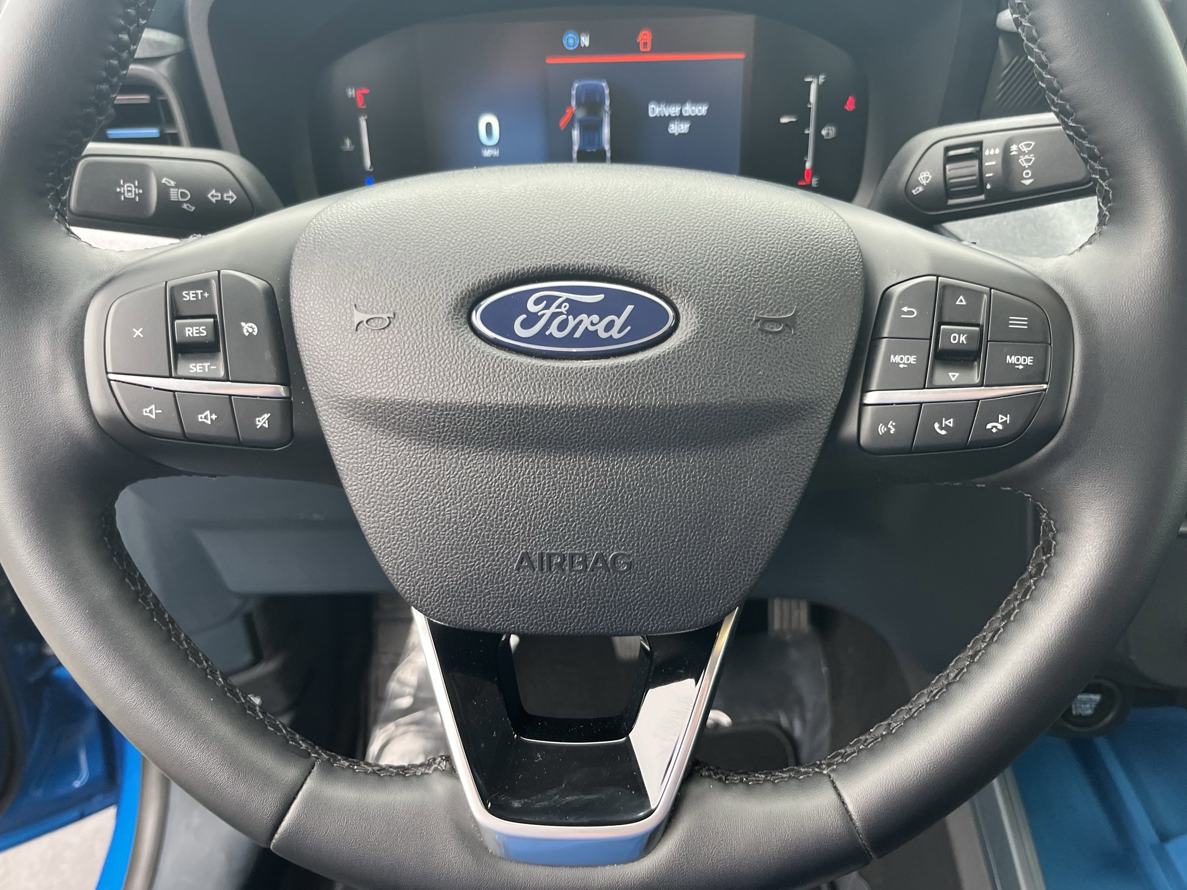 Certified 2025 Ford Maverick XLT w/ Equipment Group 301A AWD/4WD image 15