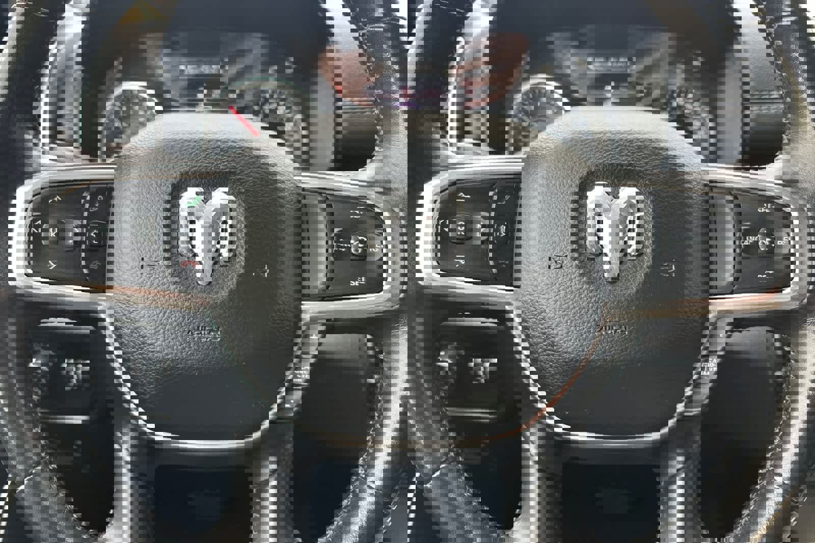 Used 2020 RAM 1500 Laramie image 23