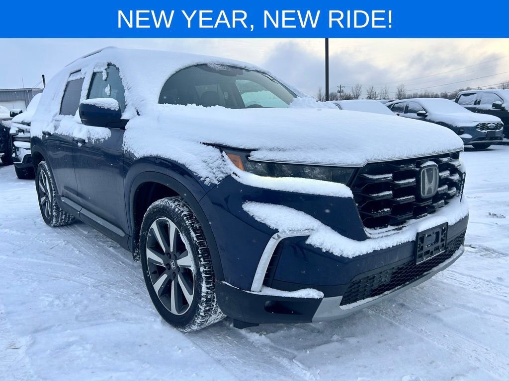 Used 2023 Honda Pilot Touring image 8