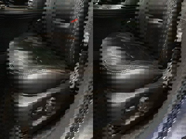 Certified 2017 Ford Taurus SEL w/ Equipment Group 201A image 13