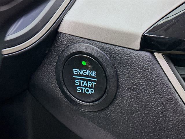 Certified 2022 Ford Escape SE w/ SE Sport Appearance Package image 20