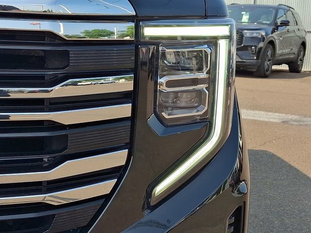 Used 2024 GMC Sierra 1500 SLT w/ SLT Premium Plus Package AWD/4WD image 9