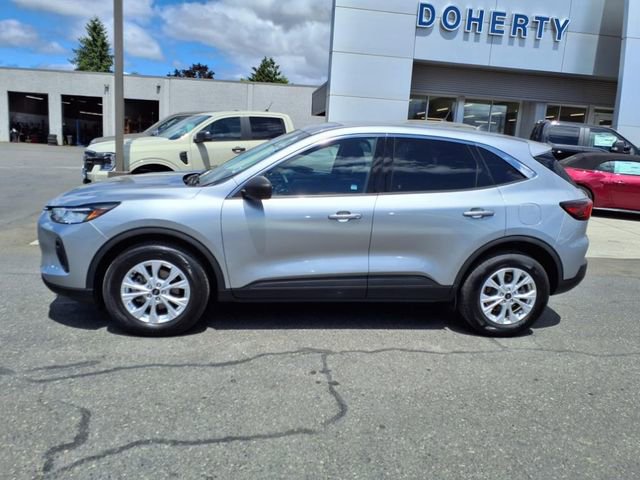 Certified 2023 Ford Escape Active AWD/4WD image 9