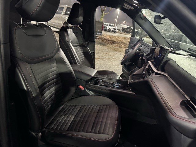 Certified 2025 Ford Explorer ST-Line w/ ST-Line Street Pack image 35