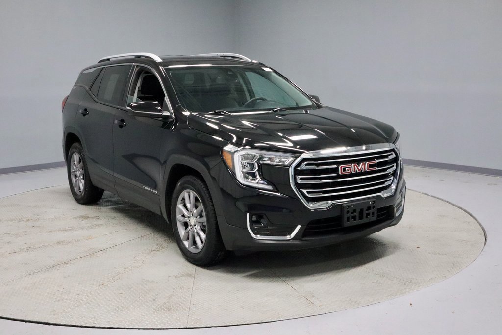 Used 2024 GMC Terrain SLT image 7