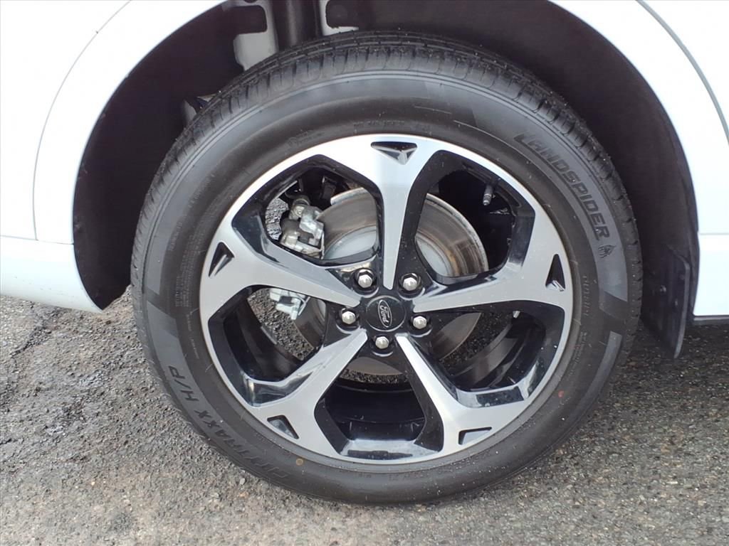 Certified 2023 Ford Escape ST-Line Select w/ Tech Pack #2 image 7