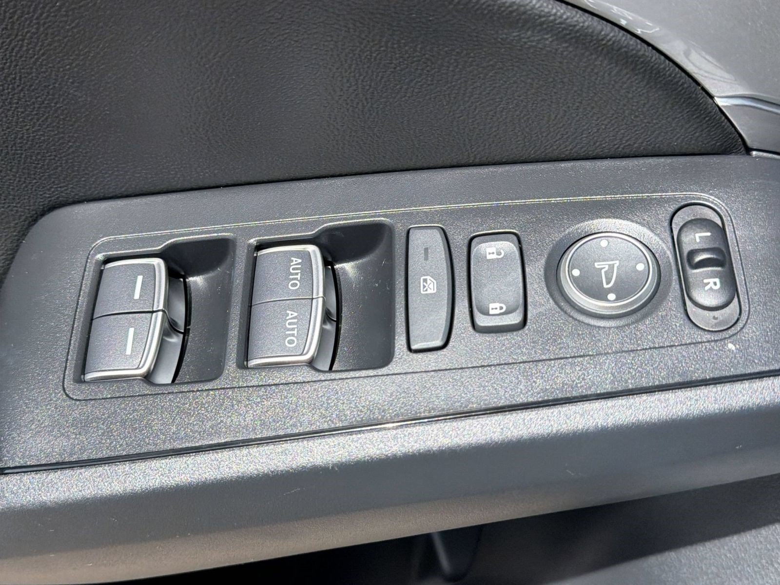 Used 2025 Acura Integra FWD image 24