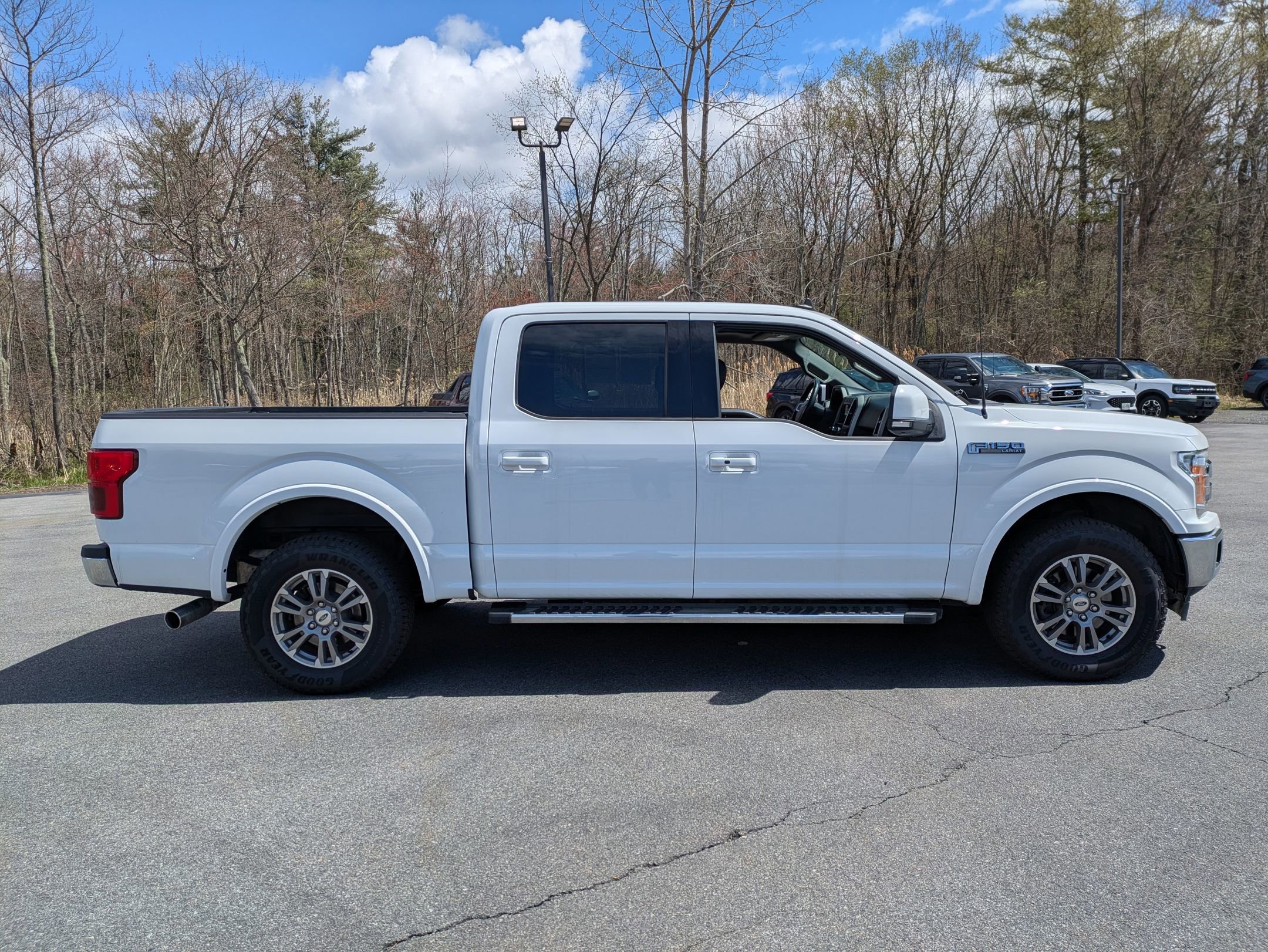 Certified 2020 Ford F150 Lariat w/ Equipment Group 501A Mid AWD/4WD image 4