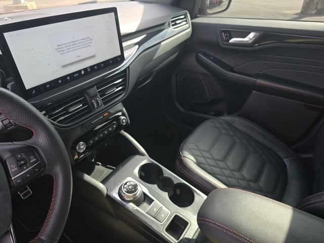 Certified 2023 Ford Escape ST-Line Elite w/ Premium Technology Package AWD/4WD image 31