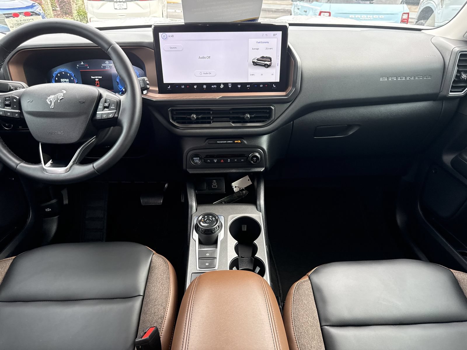 Certified 2025 Ford Bronco Sport Outer Banks w/ Outer Banks Tech Package+ AWD/4WD image 17