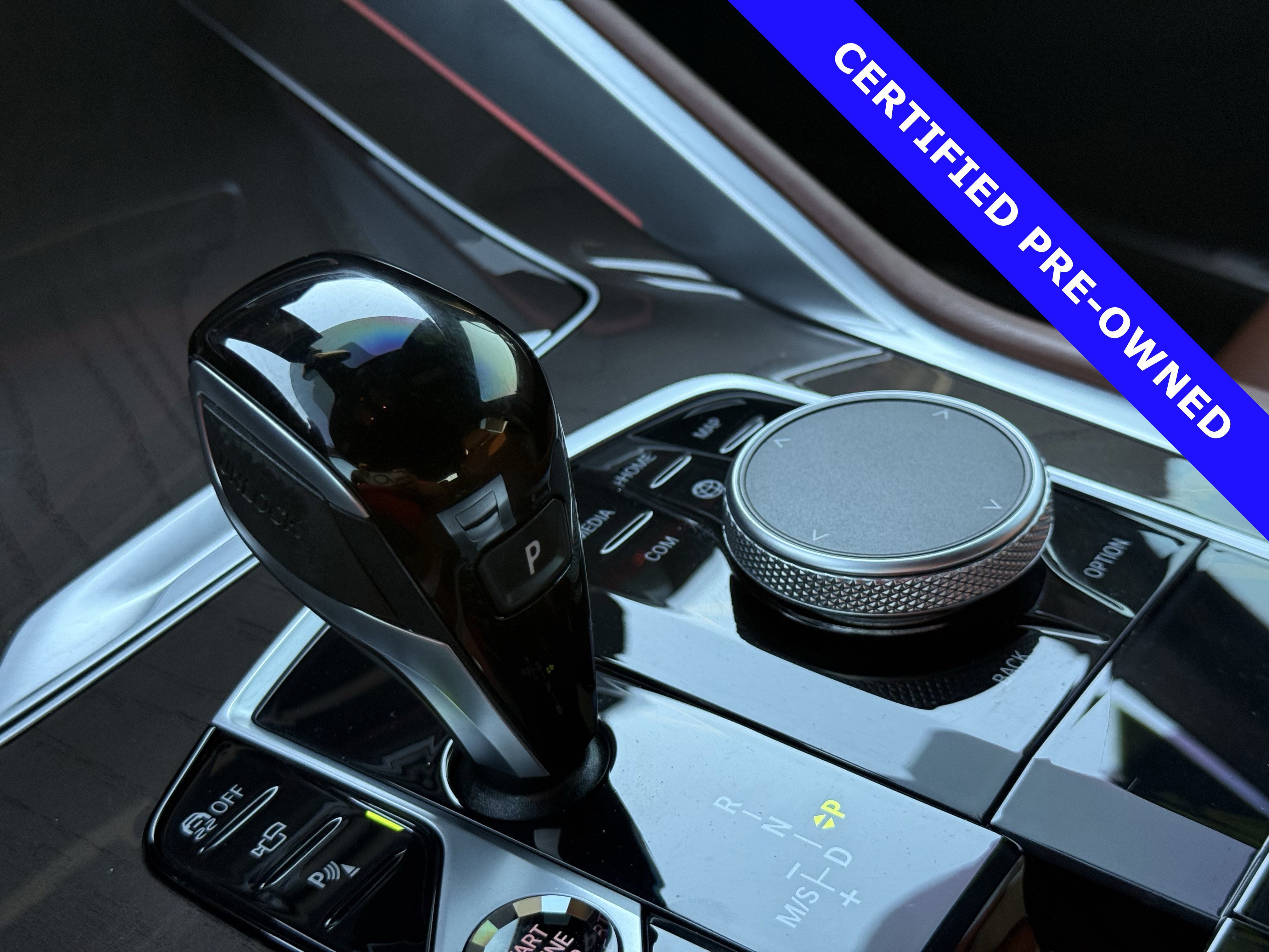 Used 2022 BMW X6 xDrive40i w/ M Sport Package image 32