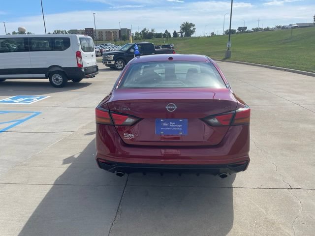 Used 2024 Nissan Altima 2.5 SR FWD image 5