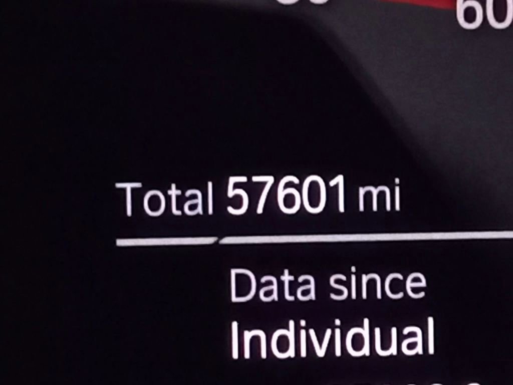 Used 2023 BMW X6 xDrive40i w/ M Sport Package image 21