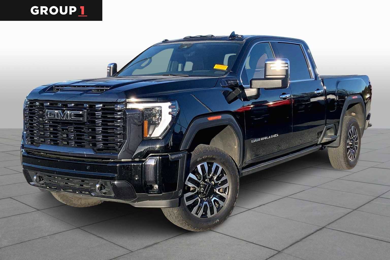 Used 2024 GMC Sierra 2500 Denali Ultimate image 1