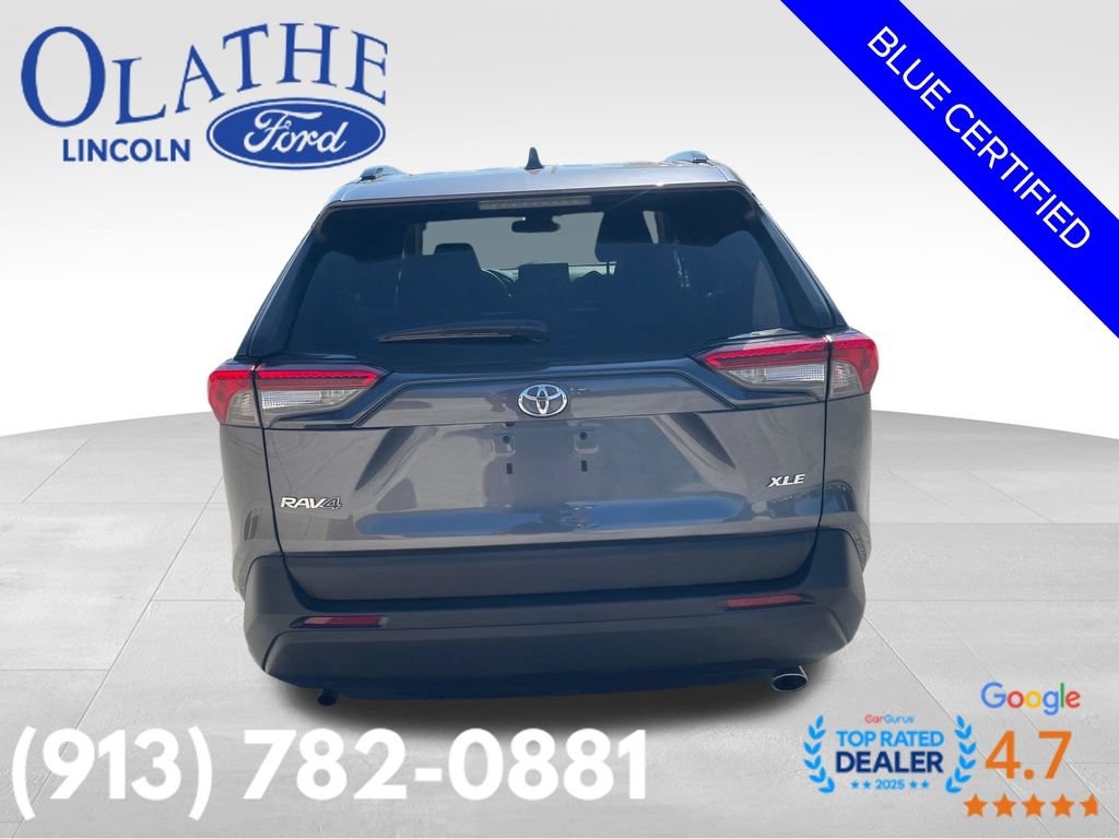Used 2020 Toyota RAV4 XLE w/ All Weather Liner Package FWD image 5
