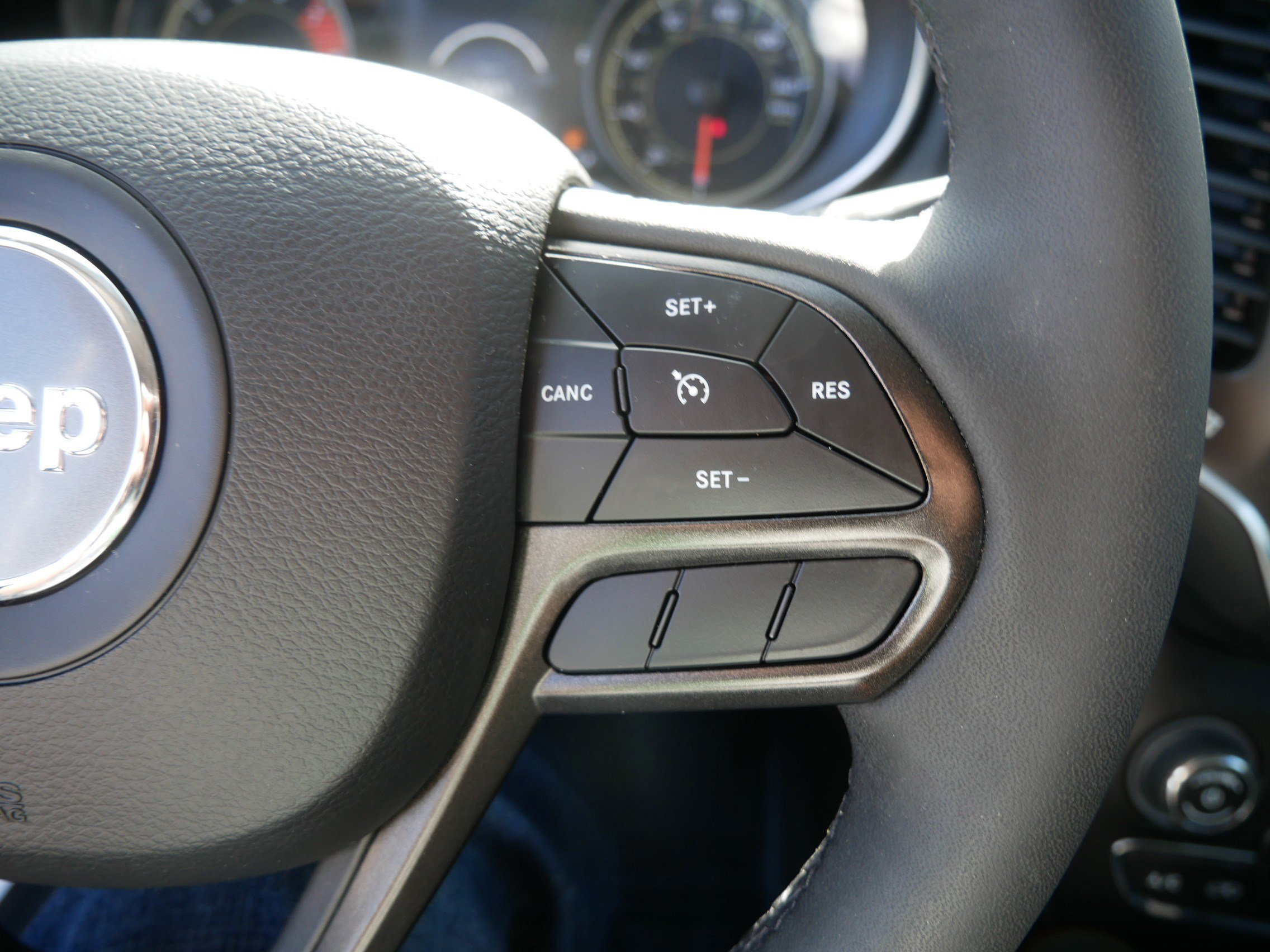 Used 2022 Jeep Cherokee Trailhawk image 45