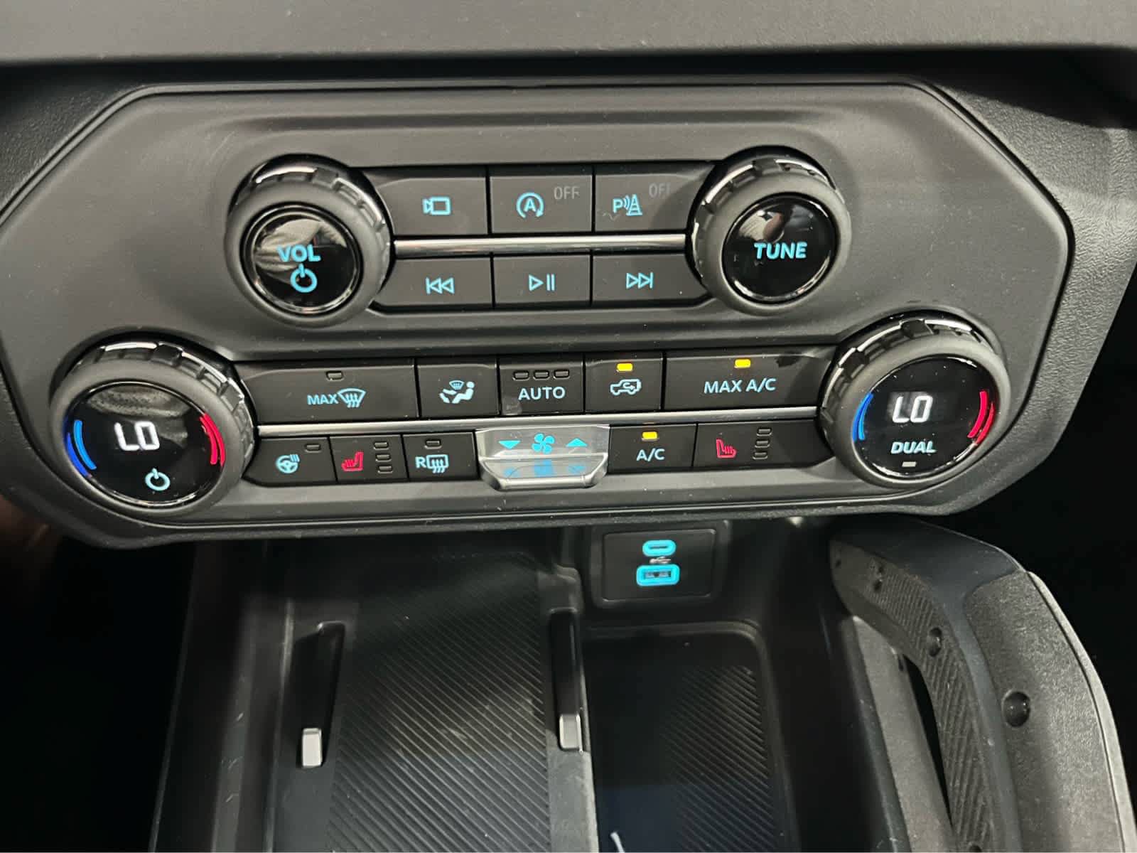 Certified 2025 Ford Bronco Raptor AWD/4WD image 34