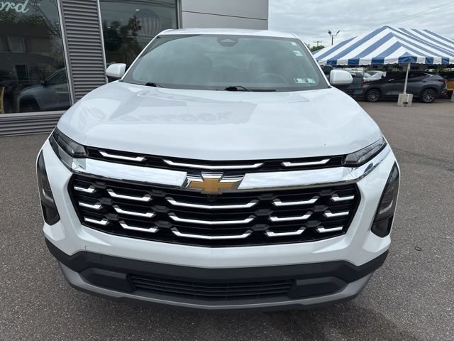 Used 2026 Chevrolet Equinox LT w/ Convenience Package II AWD/4WD image 3