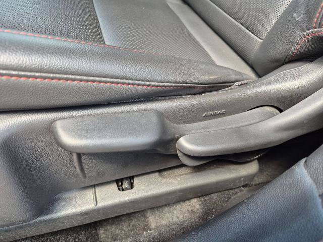 Used 2024 Chevrolet Trax RS FWD image 13