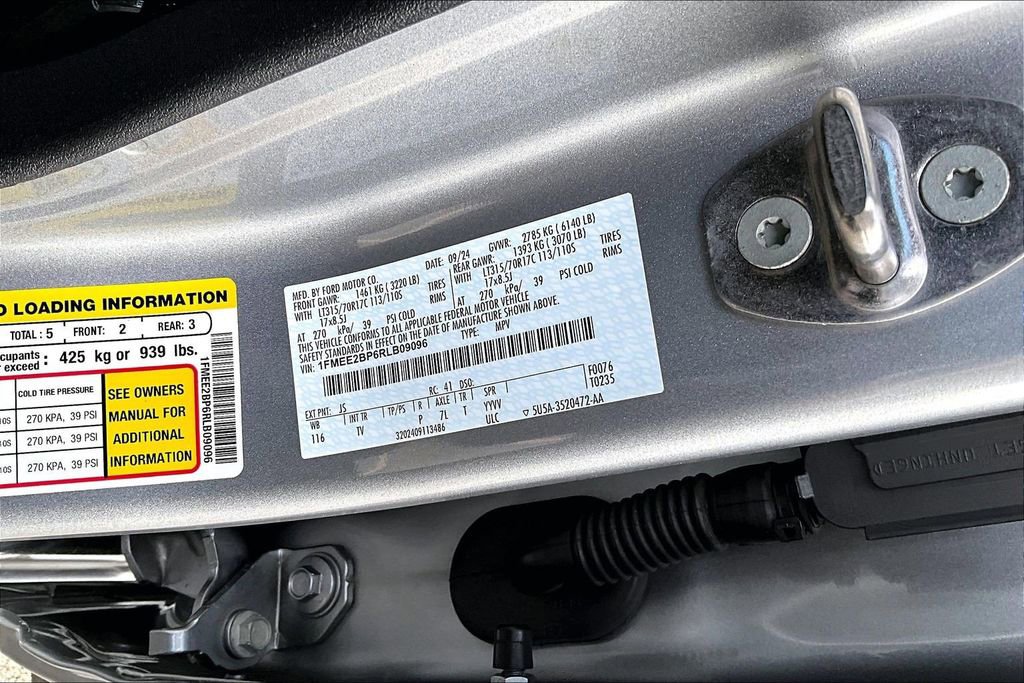 Certified 2024 Ford Bronco Wildtrak AWD/4WD image 31