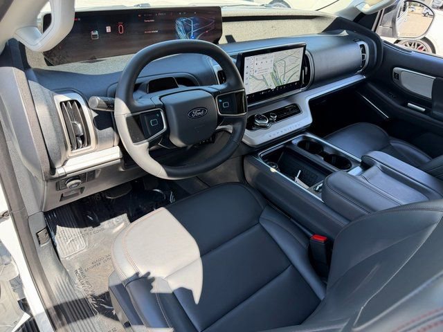 Certified 2025 Ford Expedition Active AWD/4WD image 26