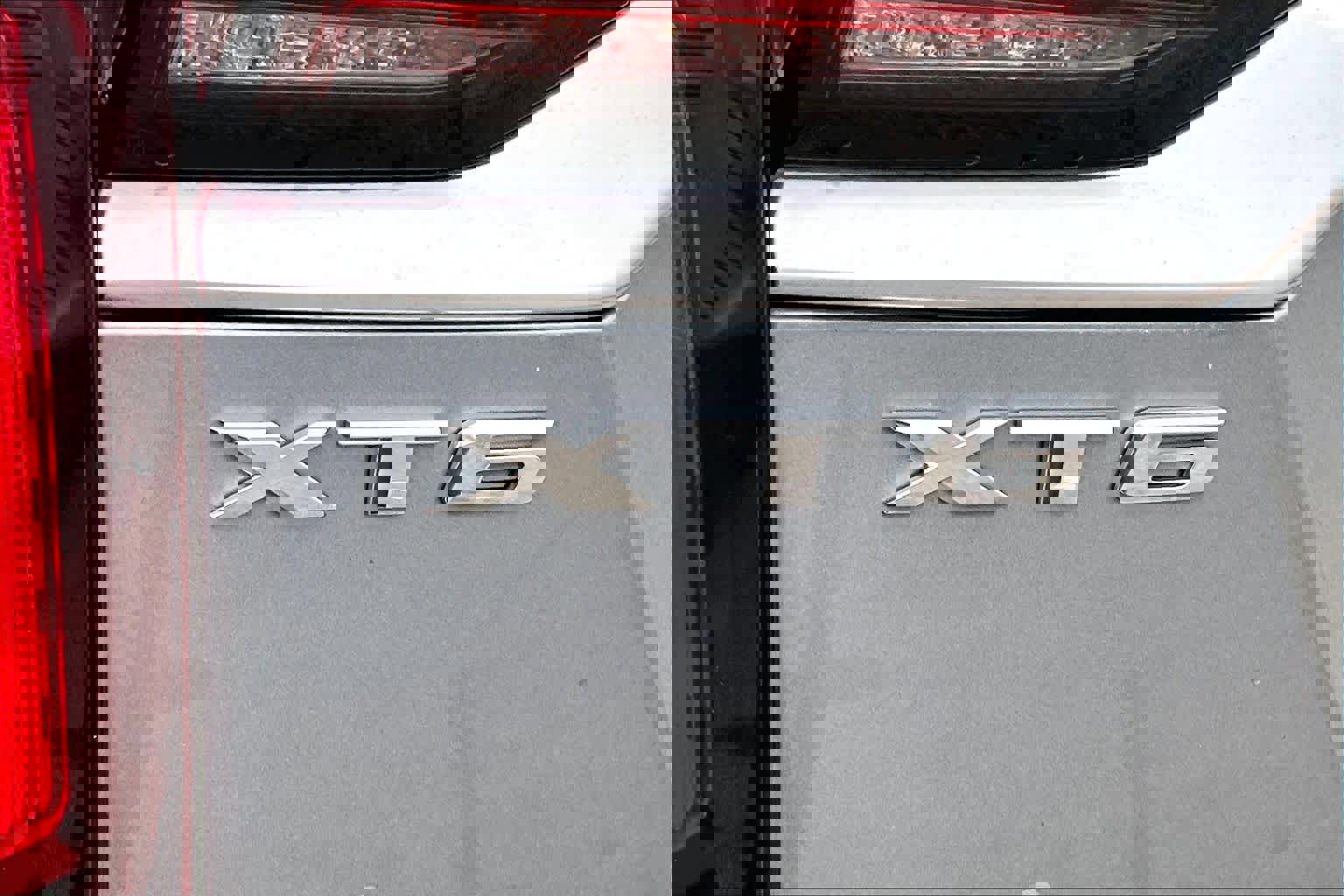 Used 2024 Cadillac XT6 Premium Luxury image 23