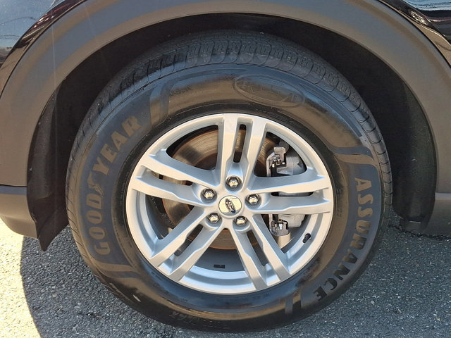 Certified 2023 Ford Explorer XLT w/ Equipment Group 202A image 30