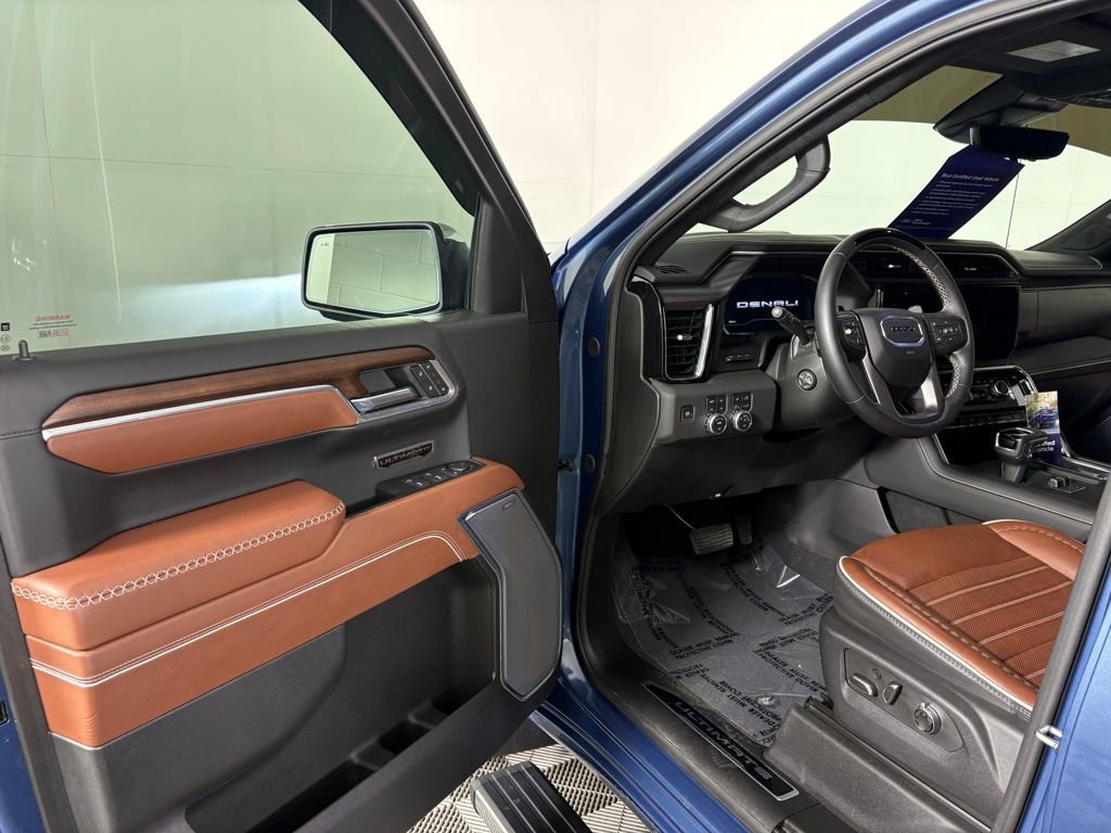 Used 2025 GMC Sierra 1500 Denali Ultimate image 13