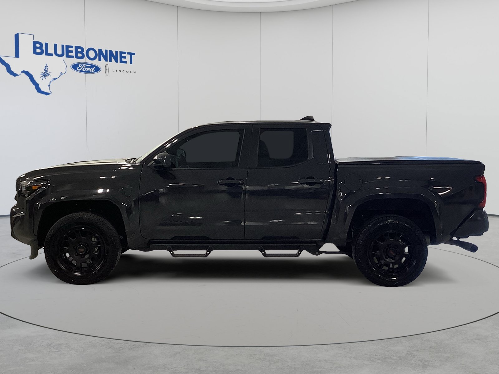 Used 2026 Toyota Tacoma SR5 RWD image 7