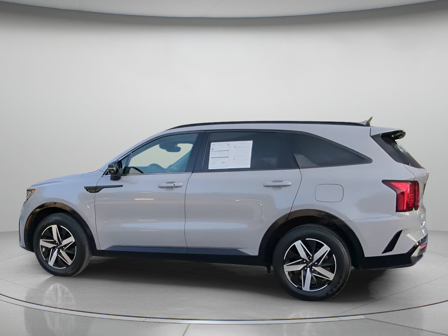 Used 2022 Kia Sorento EX w/ Panoramic Sunroof Package FWD image 18