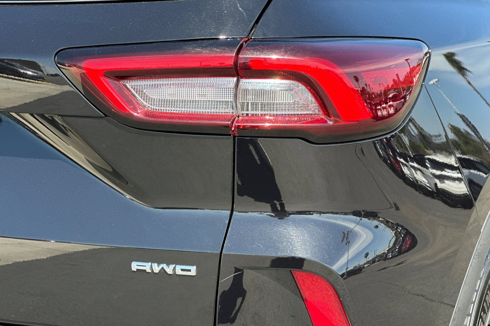 Certified 2025 Ford Escape ST-Line AWD/4WD image 26