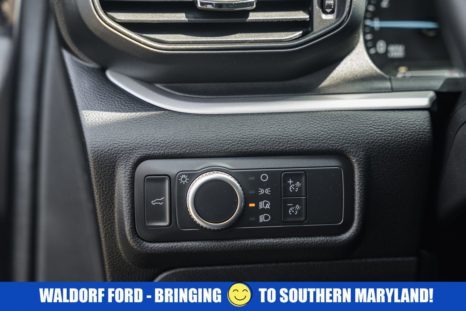 Certified 2022 Ford Explorer XLT AWD/4WD image 42