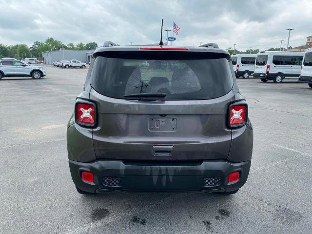 Used 2020 Jeep Renegade Latitude FWD image 6