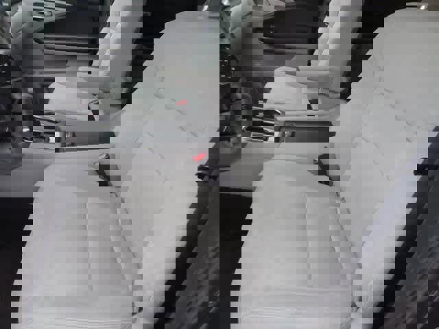 Used 2019 Honda Pilot LX image 9