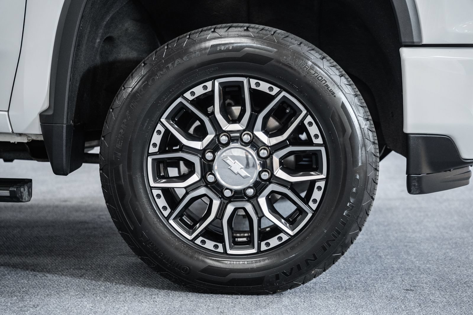 Used 2022 Chevrolet Silverado 3500 High Country w/ Z71 Off-Road Package AWD/4WD image 26