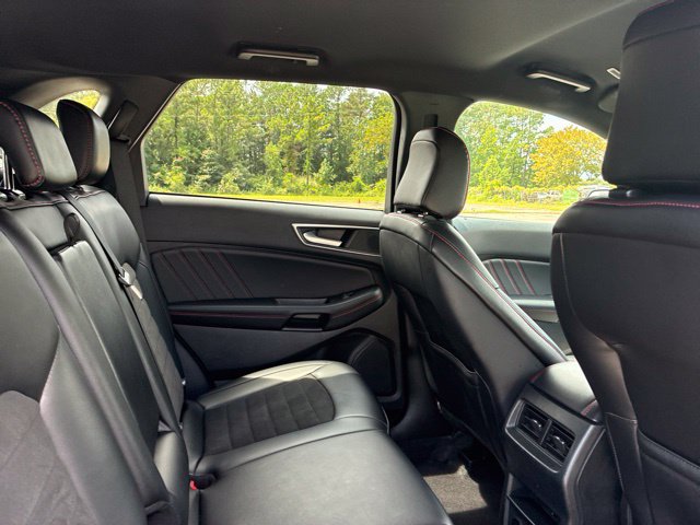 Certified 2024 Ford Edge ST-Line AWD/4WD image 24