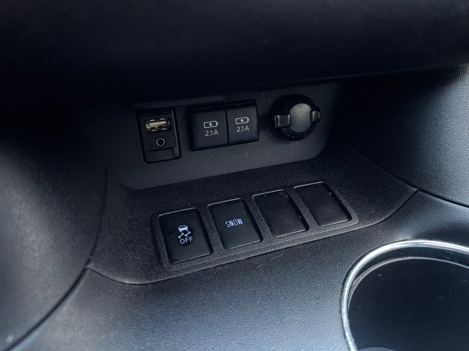 Used 2017 Toyota Highlander XLE image 26