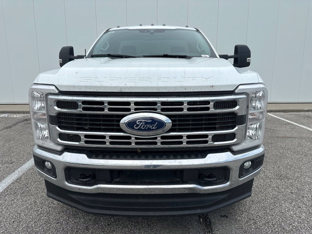 Certified 2025 Ford F250 XLT w/ FX4 Off-Road Package AWD/4WD image 11